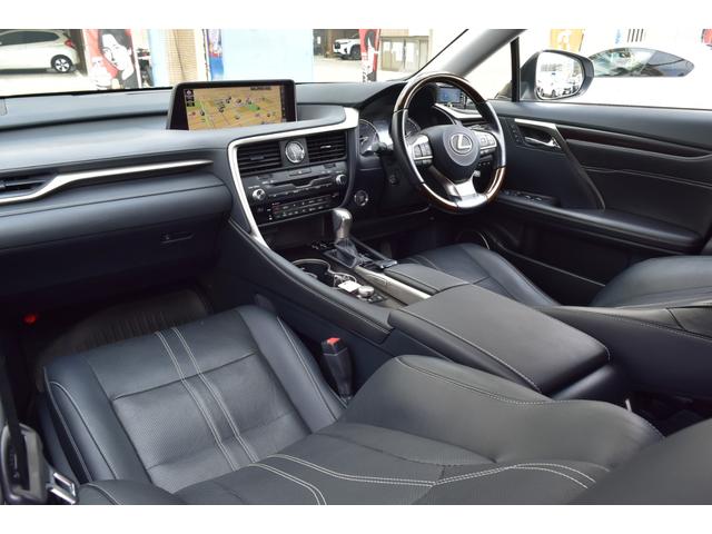 ＲＸ ＲＸ２００ｔ　バージョンＬ　モデリスタＦＳＲエアロ＆マフラー＆ダウンサス　ガラスＳＲ　リアエンターティメント　純正ナビ　フルセグ　全方位　黒セミアニリン革　エアシート　Ｐバックドア　三眼ＬＥＤ　プリクラ　ＢＳＭ　ＨＵＤ　Ｃソナー（50枚目）