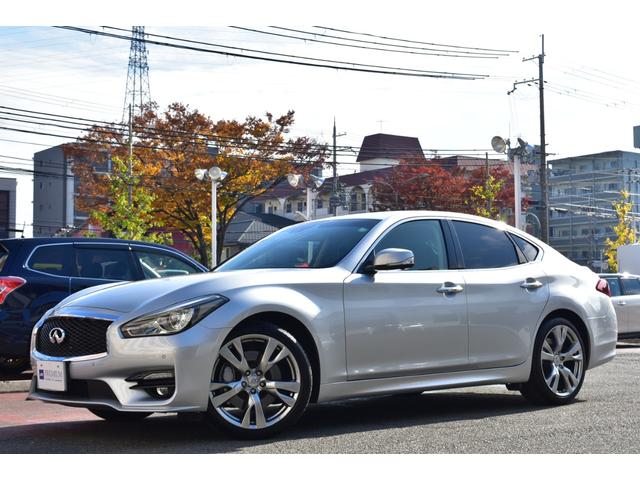 フーガ ３７０ＧＴ　タイプＳ　後期型　ＯＰプレミアムインテリアＰＫＧ　セーフティシールド　専用セミアニリン革　エアシート＆ヒーター　純正ナビ　フルセグ　アラウンドビュー　ＥＴＣ　専用２０ＡＷ　ＬＥＤヘッド　Ｃソナー　Ｒクルーズ（10枚目）