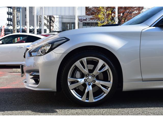 フーガ ３７０ＧＴ　タイプＳ　後期型　ＯＰプレミアムインテリアＰＫＧ　セーフティシールド　専用セミアニリン革　エアシート＆ヒーター　純正ナビ　フルセグ　アラウンドビュー　ＥＴＣ　専用２０ＡＷ　ＬＥＤヘッド　Ｃソナー　Ｒクルーズ（24枚目）