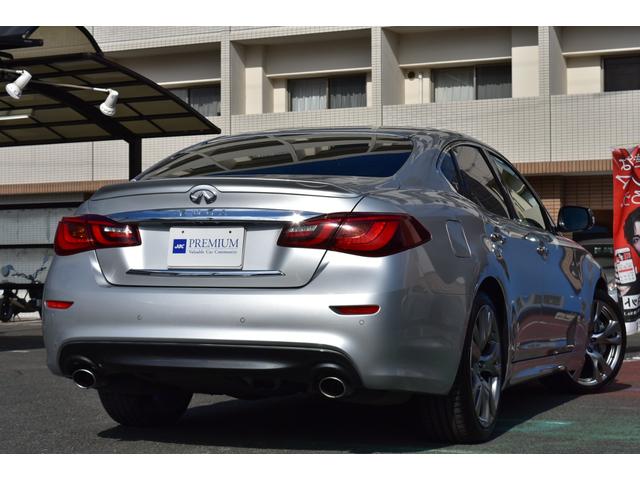 フーガ ３７０ＧＴ　タイプＳ　後期型　ＯＰプレミアムインテリアＰＫＧ　セーフティシールド　専用セミアニリン革　エアシート＆ヒーター　純正ナビ　フルセグ　アラウンドビュー　ＥＴＣ　専用２０ＡＷ　ＬＥＤヘッド　Ｃソナー　Ｒクルーズ（25枚目）