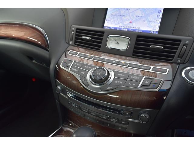 フーガ ３７０ＧＴ　タイプＳ　後期型　ＯＰプレミアムインテリアＰＫＧ　セーフティシールド　専用セミアニリン革　エアシート＆ヒーター　純正ナビ　フルセグ　アラウンドビュー　ＥＴＣ　専用２０ＡＷ　ＬＥＤヘッド　Ｃソナー　Ｒクルーズ（31枚目）