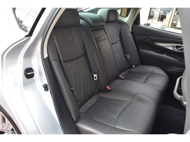 フーガ ３７０ＧＴ　タイプＳ　後期型　ＯＰプレミアムインテリアＰＫＧ　セーフティシールド　専用セミアニリン革　エアシート＆ヒーター　純正ナビ　フルセグ　アラウンドビュー　ＥＴＣ　専用２０ＡＷ　ＬＥＤヘッド　Ｃソナー　Ｒクルーズ（41枚目）