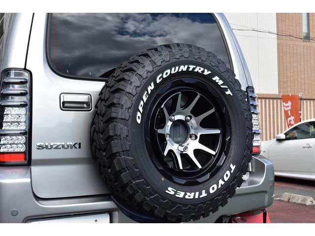 背面タイヤも一緒のアルミが装着されております。前オーナー様のこだわりが感じ取れます。。。