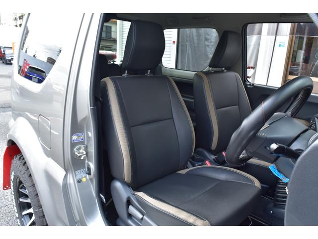 運転席も気になる汚れやヘタリ等ございません。シートヒーター付き。。。