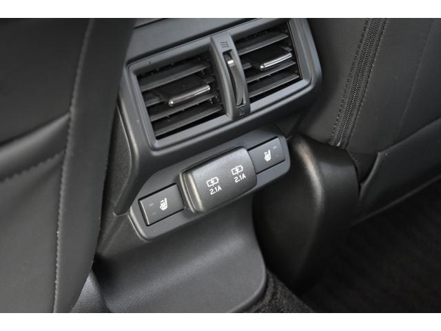 ��ȃV�[�g�q�[�^�[�t���B�B�B