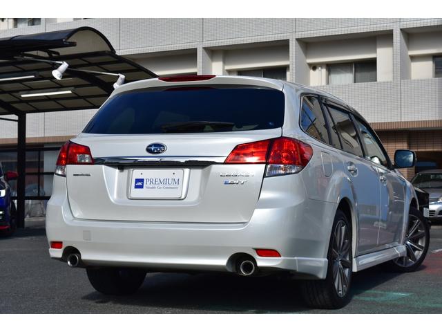 �o�b�N�J�����t���ň����₷���Ȃ��Ă���܂��B