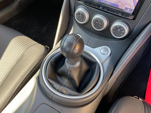 ベースグレード 1オーナー 禁煙車 6速ミッション車 セーフティパック付き 社外ナビ フルセグ Bluetooth ETC プッシュスタート&スマートキー ミラー型前後ドライブレコーダー HID オート格納ミラー(27枚目)