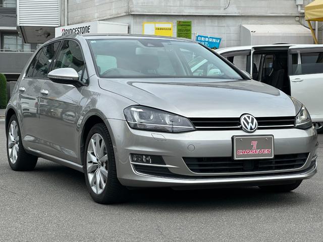 ゴルフ ＴＳＩハイライン　ユーザー買取　禁煙車　純正ナビ　フルセグ　Ｂカメラ　Ｂｌｕｅｔｏｏｔｈ　ドライブレコーダー　ＡＣＣ　衝突軽減ブレーキ　スマートキー　Ｐスタート　ＨＩＤ　純正ＡＷ　スペアキー（3枚目）