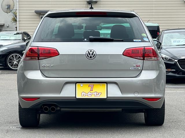 ゴルフ ＴＳＩハイライン　ユーザー買取　禁煙車　純正ナビ　フルセグ　Ｂカメラ　Ｂｌｕｅｔｏｏｔｈ　ドライブレコーダー　ＡＣＣ　衝突軽減ブレーキ　スマートキー　Ｐスタート　ＨＩＤ　純正ＡＷ　スペアキー（7枚目）