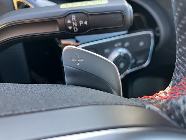 Ａクラス Ａ２００ｄ　ＡＭＧライン　社外パナメリカーナグリル　ユーザー買取車　禁煙　メーカーナビ　フルセグ　バックカメラ　ＥＴＣ２．０　レーダーセーフティＰＫＧ　ＡＣＣ　ハーフレザーシート　マルチビームＬＥＤ　純正ドラレコ　スペアキー（12枚目）