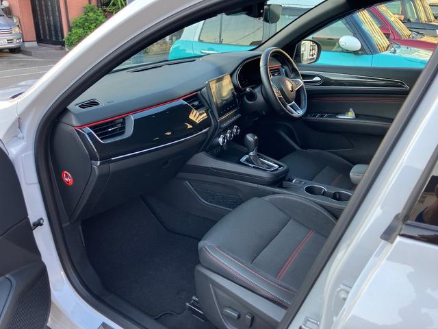 アルカナ ルノー スポール ラインE-テックハイブリッド 純正ディスプレイオーディオ ETC 全方位カメラ ユーザー買取車 禁煙車 アダプティブクルーズコントロール パワーシート ハーフレザーシート シートヒーター ブラインドスポットアシスト LEDライト(28枚目)