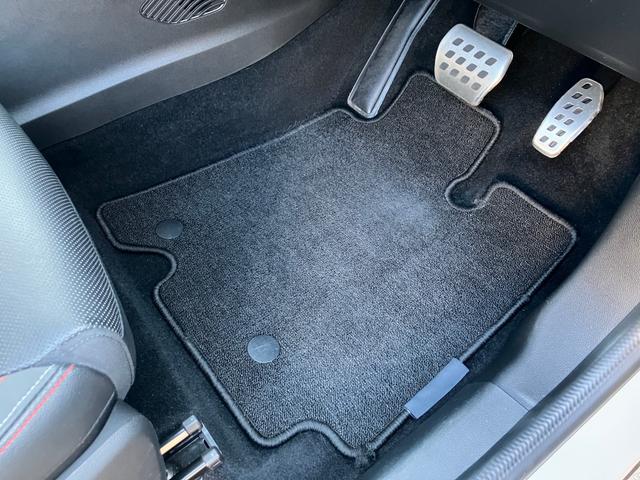 アルカナ ルノー スポール ラインE-テックハイブリッド 純正ディスプレイオーディオ ETC 全方位カメラ ユーザー買取車 禁煙車 アダプティブクルーズコントロール パワーシート ハーフレザーシート シートヒーター ブラインドスポットアシスト LEDライト(44枚目)