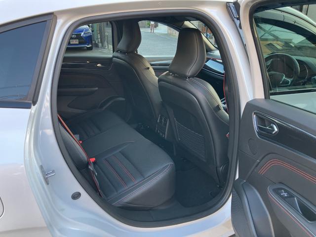 アルカナ ルノー スポール ラインE-テックハイブリッド 純正ディスプレイオーディオ ETC 全方位カメラ ユーザー買取車 禁煙車 アダプティブクルーズコントロール パワーシート ハーフレザーシート シートヒーター ブラインドスポットアシスト LEDライト(45枚目)