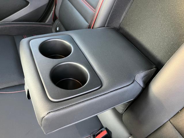 アルカナ ルノー スポール ラインE-テックハイブリッド 純正ディスプレイオーディオ ETC 全方位カメラ ユーザー買取車 禁煙車 アダプティブクルーズコントロール パワーシート ハーフレザーシート シートヒーター ブラインドスポットアシスト LEDライト(49枚目)