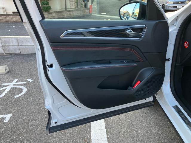 アルカナ ルノー スポール ラインE-テックハイブリッド 純正ディスプレイオーディオ ETC 全方位カメラ ユーザー買取車 禁煙車 アダプティブクルーズコントロール パワーシート ハーフレザーシート シートヒーター ブラインドスポットアシスト LEDライト(57枚目)