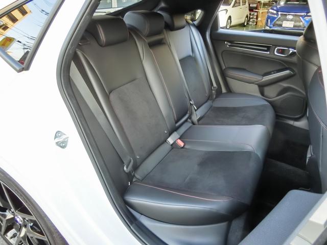 シビック EX ホンダセンシング ホンダコネクトディスプレイナビTV BOSEプレミアムサウンドシステム 前後ドラレコ LEDヘッドライト ウルトラスエードコンビシート パワーシート ワイヤレス充電 スペアキー 禁煙(35枚目)