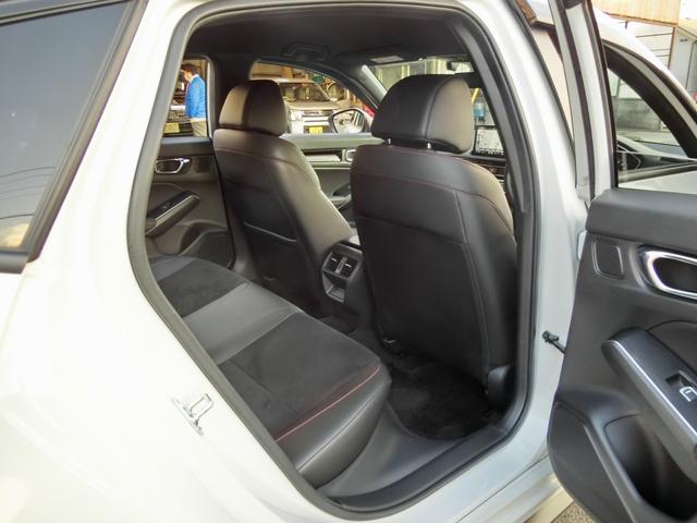 シビック EX ホンダセンシング ホンダコネクトディスプレイナビTV BOSEプレミアムサウンドシステム 前後ドラレコ LEDヘッドライト ウルトラスエードコンビシート パワーシート ワイヤレス充電 スペアキー 禁煙(38枚目)