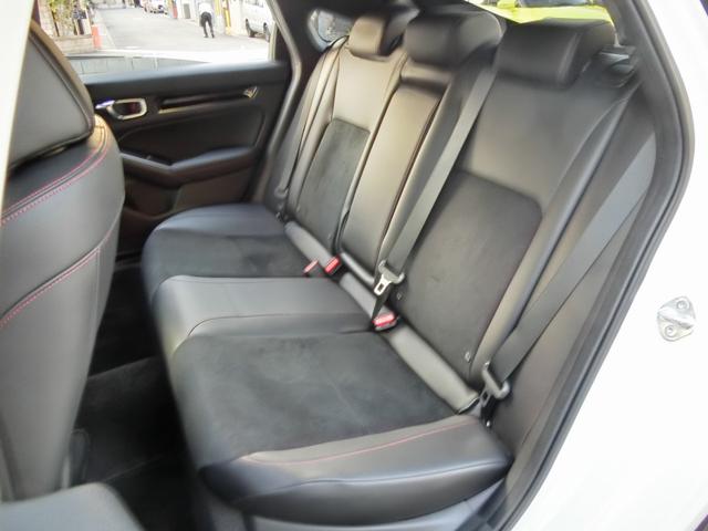 シビック EX ホンダセンシング ホンダコネクトディスプレイナビTV BOSEプレミアムサウンドシステム 前後ドラレコ LEDヘッドライト ウルトラスエードコンビシート パワーシート ワイヤレス充電 スペアキー 禁煙(44枚目)