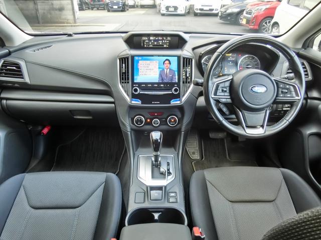 インプレッサスポーツ １．６ｉ－Ｌアイサイト　アドバンスドセイフティパッケージ　クリアビューパック　純正８インチナビＴＶ　ブルートゥース　バックカメラ　ＥＴＣ　リアビークルディテクション　革巻きステアリング　レーダークルーズ　スペアキー　禁煙（3枚目）