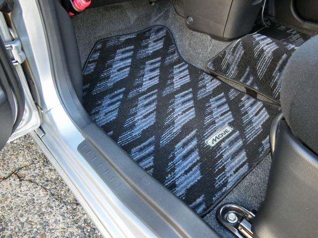 ムーヴ カスタム　ＲＳ　禁煙　ドライブレコーダー　ナビＴＶ　Ｂｌｕｅｔｏｏｔｈ　ＨＩＤライト　オートエアコン　キーレス　ＭＯＭＯステアリング（31枚目）