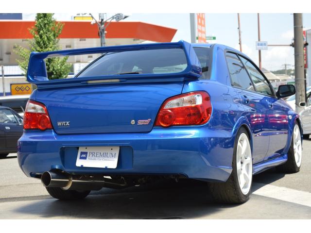 インプレッサ ＷＲＸ　ＳＴｉ　６速マニュアル　ＦＲ仕様　ブリッツ車高調　アドバンレーシング１８ＡＷ　柿本マフラー　アルミラジエーター　ＨＩＤライト　ブレンボキャリパー　ＭＯＭＯステア　ＥＴＣ　キーレス　タイベル交換済（33枚目）