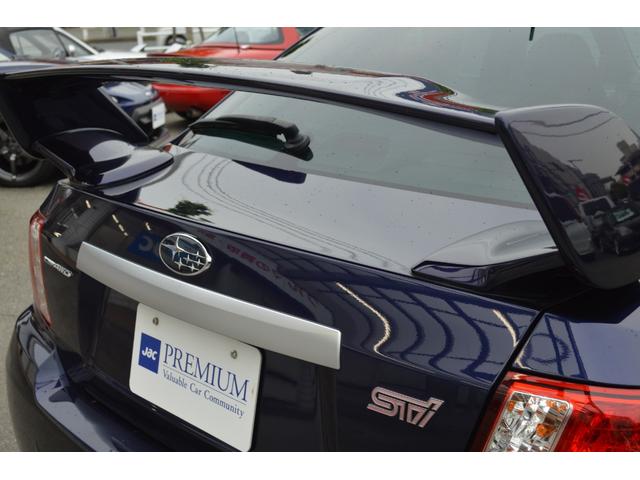 インプレッサ ＷＲＸ　ＳＴｉ　６速ＭＴ　ＧＰスポーツマフラー　大型リヤスポイラー　ビルシュタイン車高調　ＳＴＩフロントリップ　ゼロスポーツエアクリ　スリットローター　ＳＴＩキャリパー　ＥＴＣ　ハーフレザーシート　タイベル交換済（32枚目）