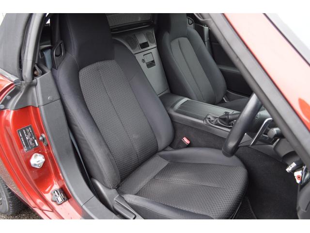 純正オリジナルシートになります。