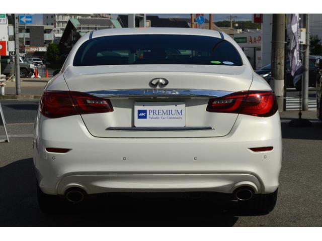 フーガハイブリッド ベースグレード 後期型 全方位運転支援システム インテリジェントクルーズコントロール 純正HDDナビ・TV・アラウンドビューモニター ハーフレザーシート パワーシート 純正18インチアルミ ETC 記録簿(3枚目)