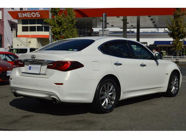 フーガハイブリッド ベースグレード 後期型 全方位運転支援システム インテリジェントクルーズコントロール 純正HDDナビ・TV・アラウンドビューモニター ハーフレザーシート パワーシート 純正18インチアルミ ETC 記録簿(4枚目)