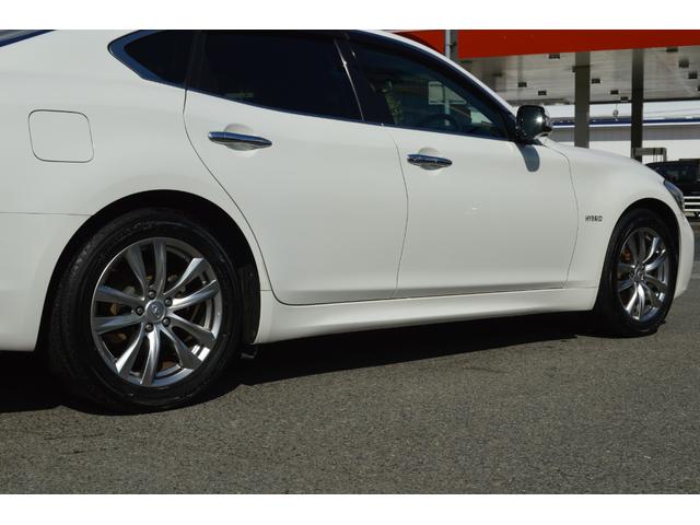 フーガハイブリッド ベースグレード 後期型 全方位運転支援システム インテリジェントクルーズコントロール 純正HDDナビ・TV・アラウンドビューモニター ハーフレザーシート パワーシート 純正18インチアルミ ETC 記録簿(12枚目)