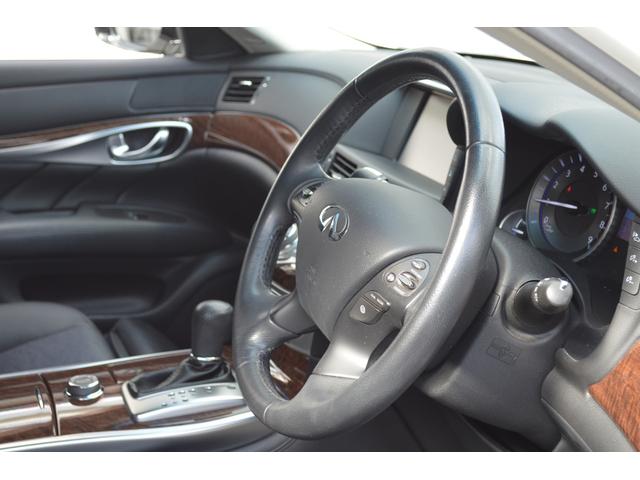 フーガハイブリッド ベースグレード 後期型 全方位運転支援システム インテリジェントクルーズコントロール 純正HDDナビ・TV・アラウンドビューモニター ハーフレザーシート パワーシート 純正18インチアルミ ETC 記録簿(43枚目)