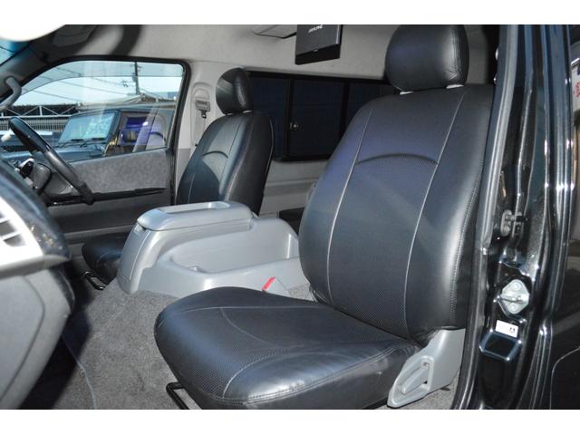 ハイエースワゴン ＧＬ　ＳＡＩＶＡＸスペシャルコンプリートワゴン（バタフライシート・ベッド・フローリングフロア・ＷＡＬＤエアロ・リアスポ）　デイトナクロムメッキ１６インチＡＷ　ローダウン　ＬＥＤテールライト　フリップダウン（17枚目）