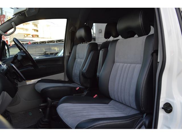 各シートともコンディション良好です。