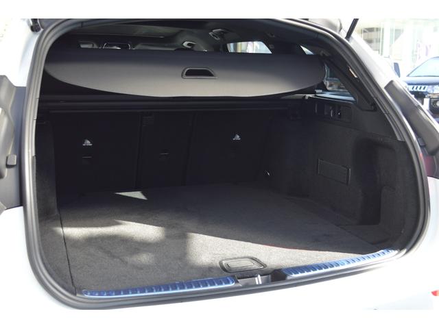 パワーバックドア装備。大容量のラゲッジスペースです。