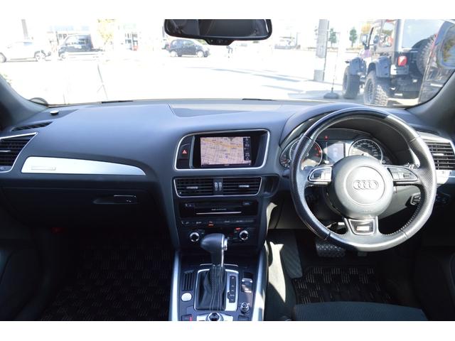 Q5 2.0TFSIクワトロ Sラインパッケージ 純19インチAW Pバックドア コーナーセンサー アイドリングストップ ETC 前後ドラレコ クルコン ルーフレール Bカメラ ダウンヒルアシスト パドルシフト 電格ミラー(13枚目)