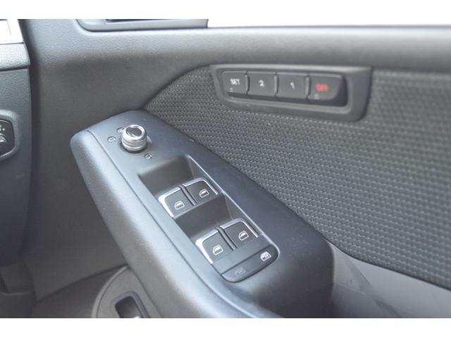 Q5 2.0TFSIクワトロ Sラインパッケージ 純19インチAW Pバックドア コーナーセンサー アイドリングストップ ETC 前後ドラレコ クルコン ルーフレール Bカメラ ダウンヒルアシスト パドルシフト 電格ミラー(25枚目)