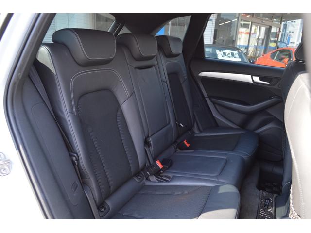 Q5 2.0TFSIクワトロ Sラインパッケージ 純19インチAW Pバックドア コーナーセンサー アイドリングストップ ETC 前後ドラレコ クルコン ルーフレール Bカメラ ダウンヒルアシスト パドルシフト 電格ミラー(28枚目)