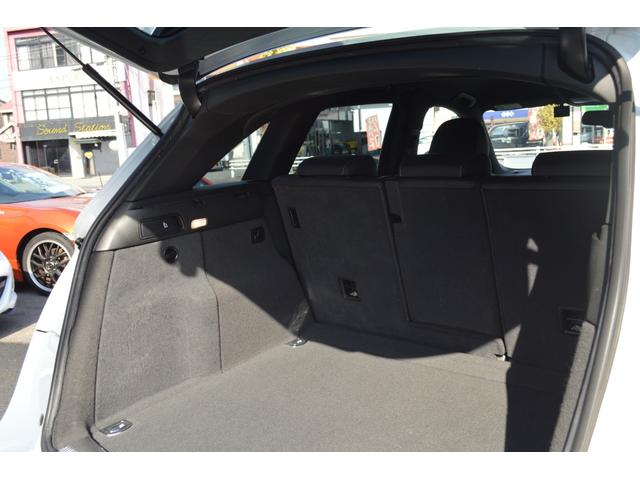 Q5 2.0TFSIクワトロ Sラインパッケージ 純19インチAW Pバックドア コーナーセンサー アイドリングストップ ETC 前後ドラレコ クルコン ルーフレール Bカメラ ダウンヒルアシスト パドルシフト 電格ミラー(52枚目)