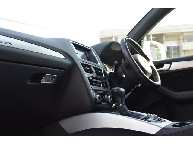 Q5 2.0TFSIクワトロ Sラインパッケージ 純19インチAW Pバックドア コーナーセンサー アイドリングストップ ETC 前後ドラレコ クルコン ルーフレール Bカメラ ダウンヒルアシスト パドルシフト 電格ミラー(54枚目)