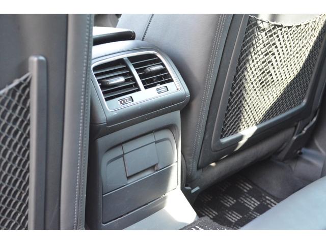 Q5 2.0TFSIクワトロ Sラインパッケージ 純19インチAW Pバックドア コーナーセンサー アイドリングストップ ETC 前後ドラレコ クルコン ルーフレール Bカメラ ダウンヒルアシスト パドルシフト 電格ミラー(62枚目)