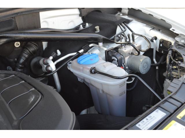 Q5 2.0TFSIクワトロ Sラインパッケージ 純19インチAW Pバックドア コーナーセンサー アイドリングストップ ETC 前後ドラレコ クルコン ルーフレール Bカメラ ダウンヒルアシスト パドルシフト 電格ミラー(64枚目)