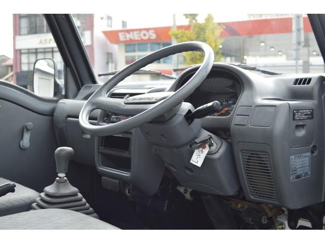 サンバートラック ＳＤＸ　カスタムペイント　５速マニュアル　三方開（32枚目）