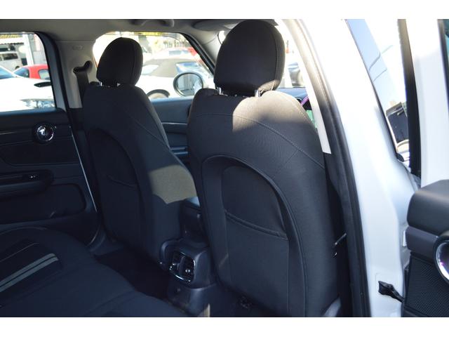 ＭＩＮＩ クーパーＳ　クロスオーバー　ペッパーパッケージ　インテリジェントセーフティ　レーダークルーズ　パワーバックドア　純正ナビ・フルセグＴＶ・リアビューカメラ　ＣＬＵＢＬＩＮＥＡ１９インチアルミ　アイドリングストップ　ＥＴＣ（47枚目）