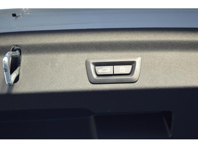 ＭＩＮＩ クーパーＳ　クロスオーバー　ペッパーパッケージ　インテリジェントセーフティ　レーダークルーズ　パワーバックドア　純正ナビ・フルセグＴＶ・リアビューカメラ　ＣＬＵＢＬＩＮＥＡ１９インチアルミ　アイドリングストップ　ＥＴＣ（50枚目）