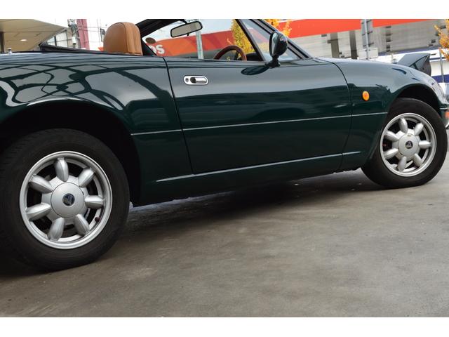 ユーノスロードスター Vスペシャル フルノーマル センソリーサウンドシステム タンカラーフルレザーシート タンカラーレザー内装 純正14インチAW 純正ナルディウッドステア CDデッキ(9枚目)