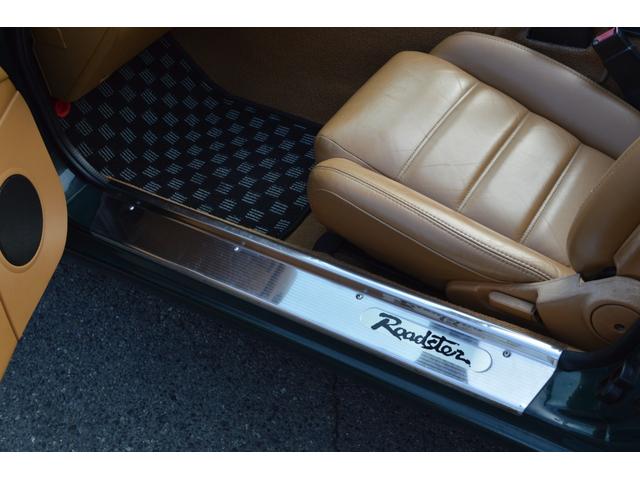 ユーノスロードスター Vスペシャル フルノーマル センソリーサウンドシステム タンカラーフルレザーシート タンカラーレザー内装 純正14インチAW 純正ナルディウッドステア CDデッキ(47枚目)