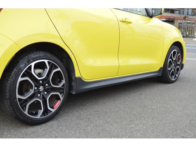 スイフトスポーツ ベースグレード　セーフティパッケージ　ワンオーナー　デュアルセンサーブレーキサポート　ナビ・フルセグＴＶ・バックカメラ　レーダークルーズ　純正１７インチアルミ　シートヒーター　ＥＴＣ　記録簿（12枚目）