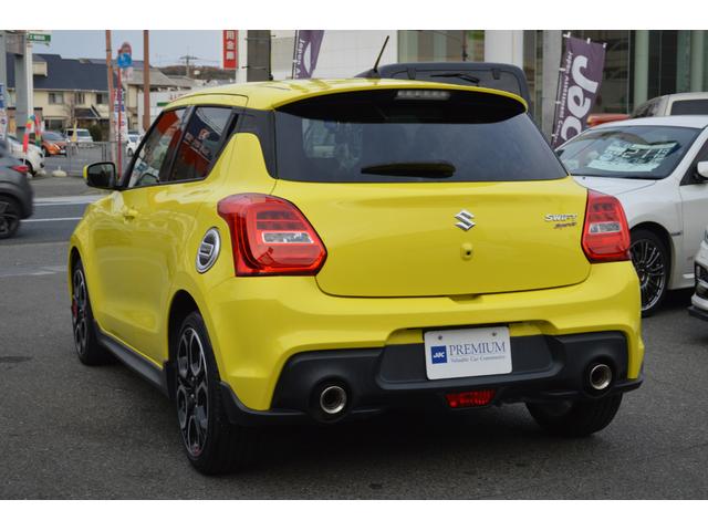 スイフトスポーツ ベースグレード　セーフティパッケージ　ワンオーナー　デュアルセンサーブレーキサポート　ナビ・フルセグＴＶ・バックカメラ　レーダークルーズ　純正１７インチアルミ　シートヒーター　ＥＴＣ　記録簿（32枚目）