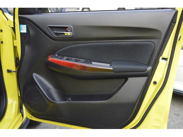 スイフトスポーツ ベースグレード　セーフティパッケージ　ワンオーナー　デュアルセンサーブレーキサポート　ナビ・フルセグＴＶ・バックカメラ　レーダークルーズ　純正１７インチアルミ　シートヒーター　ＥＴＣ　記録簿（51枚目）