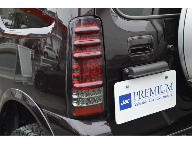 ジムニー クロスアドベンチャー　カスタムペイント　リフトアップ　１６インチアルミ＆ジオランダーＸ－ＡＴ　ＨＫＳマフラー　ショートバンパー　オーバーフェンダー　デジタルインナーミラー　外テールライト　フルレザーシート　シートヒーター（17枚目）